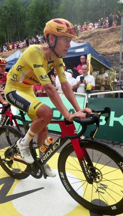Torstein Traeen, maillot jaune pendant deux jours sur le Tour de France 2026